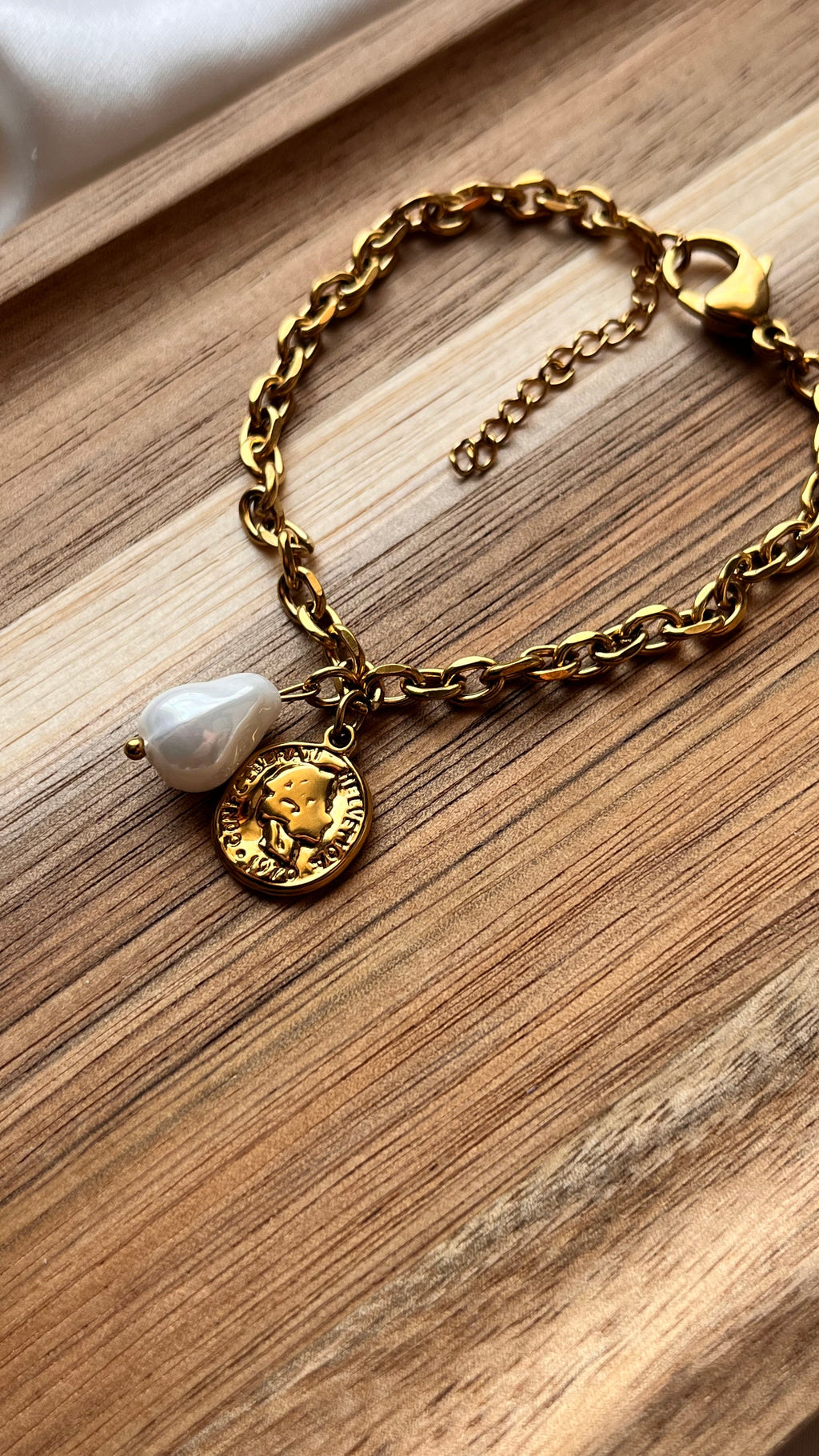 Bellini Pearl Bracelet (medium)