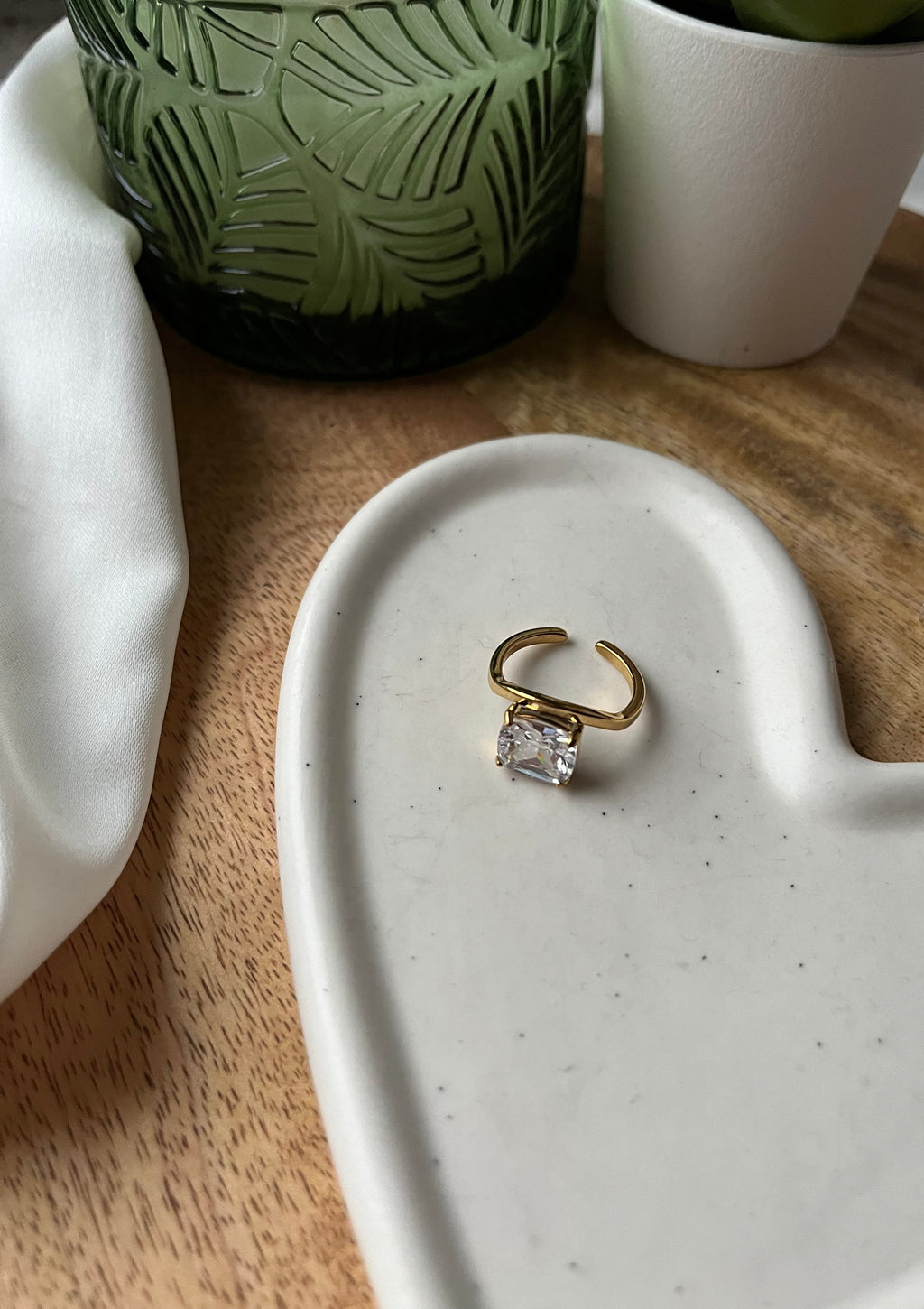 Dominika Ring Gold
