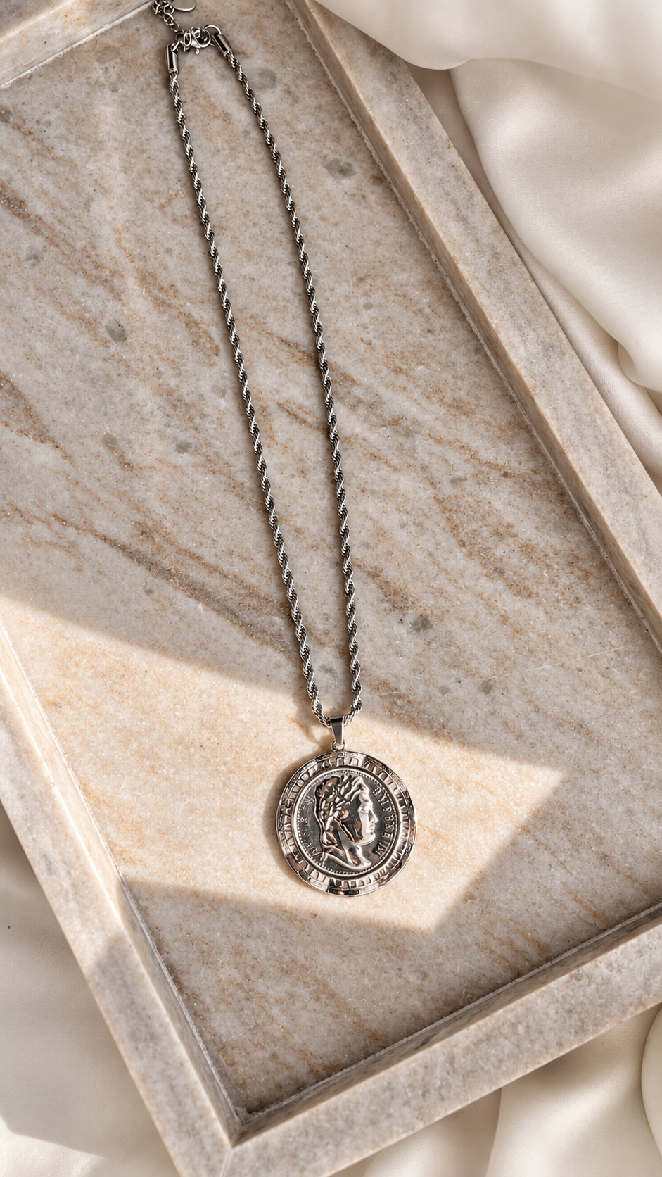 Pythia Necklace