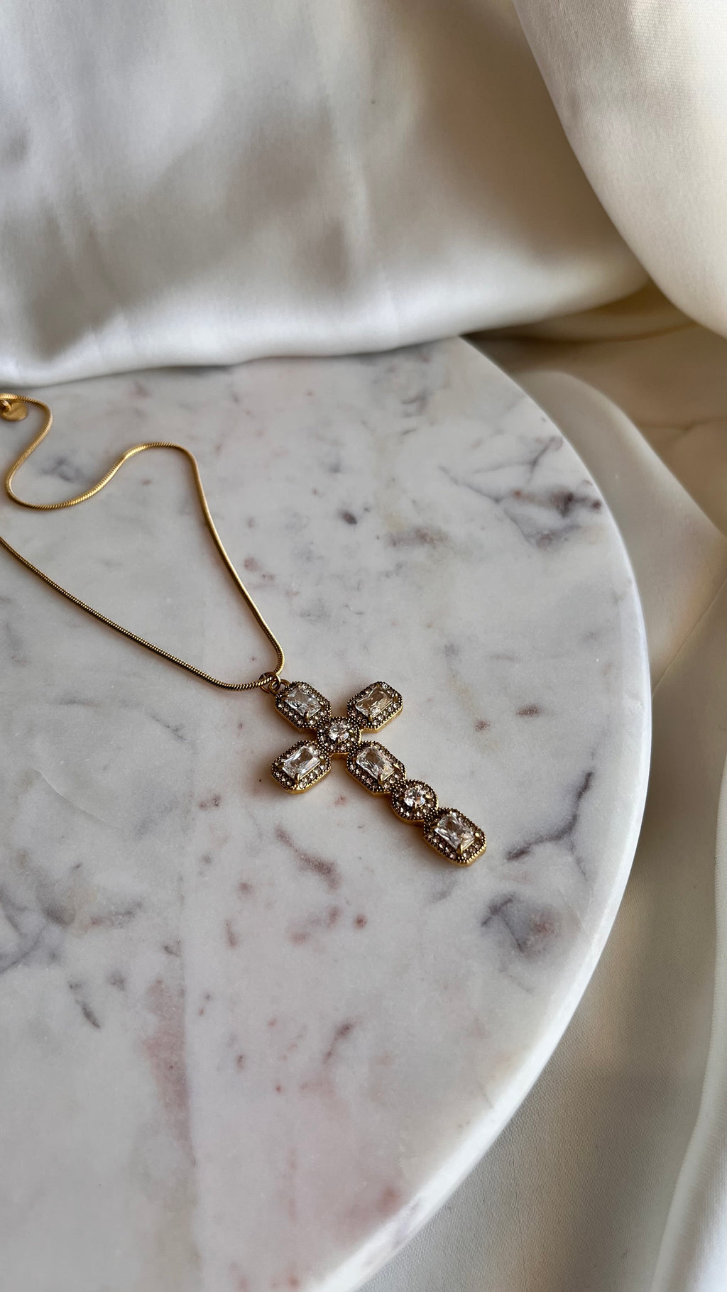 Necklace Royal Cross
