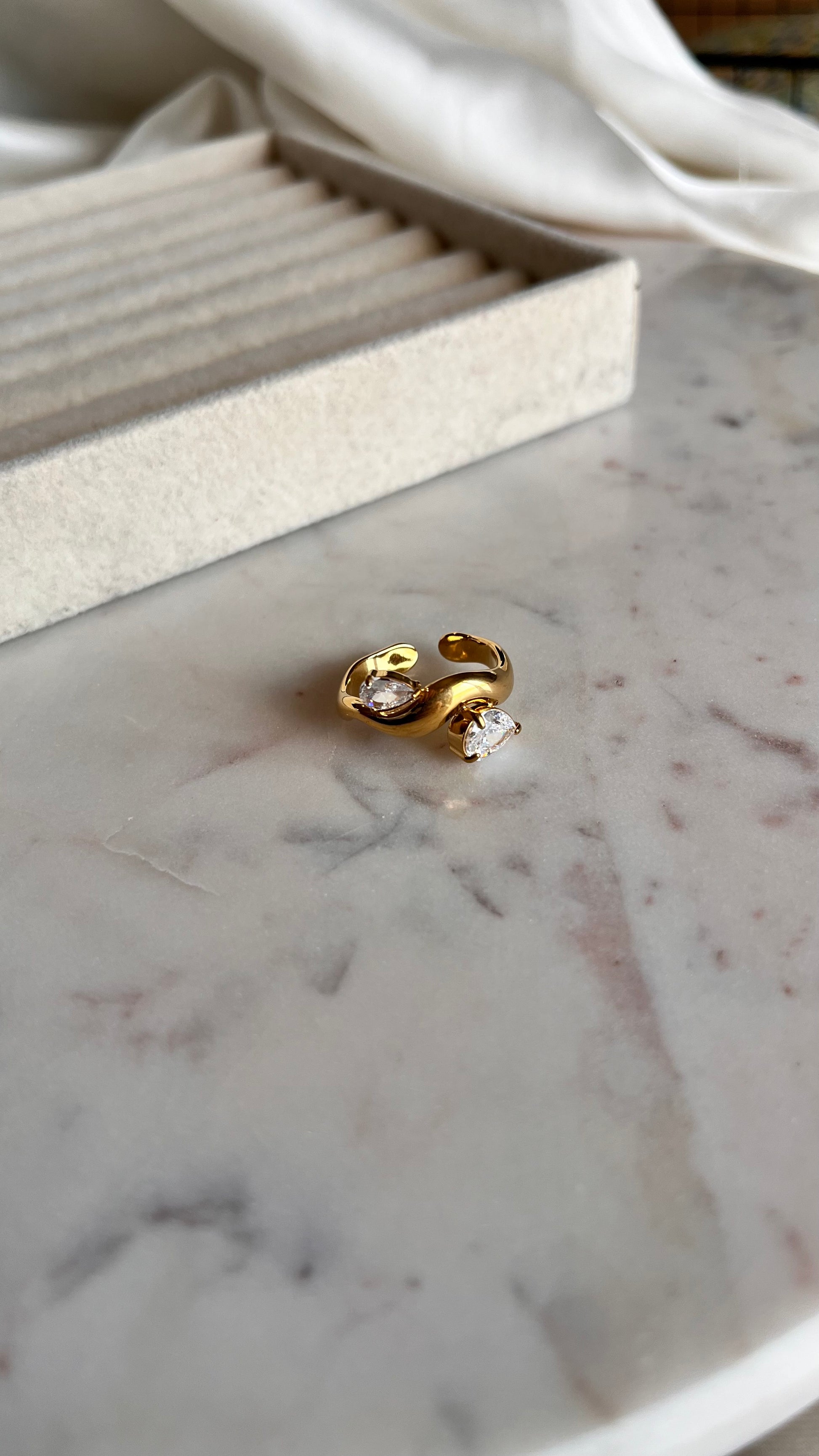 Alodie Gold ring