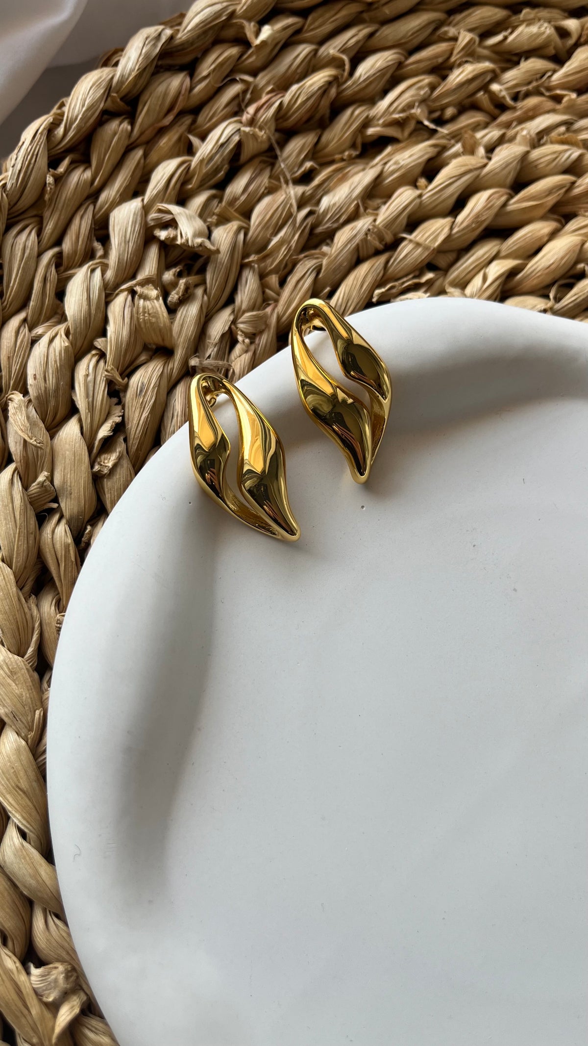 Elara Earrings