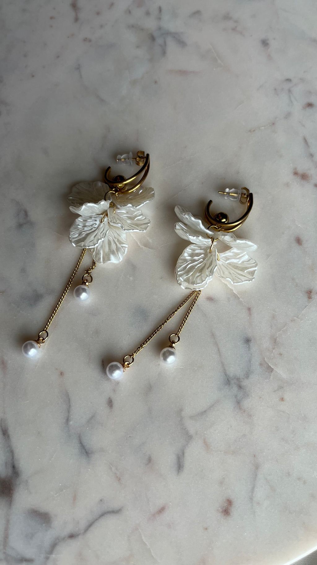 Lily earrings