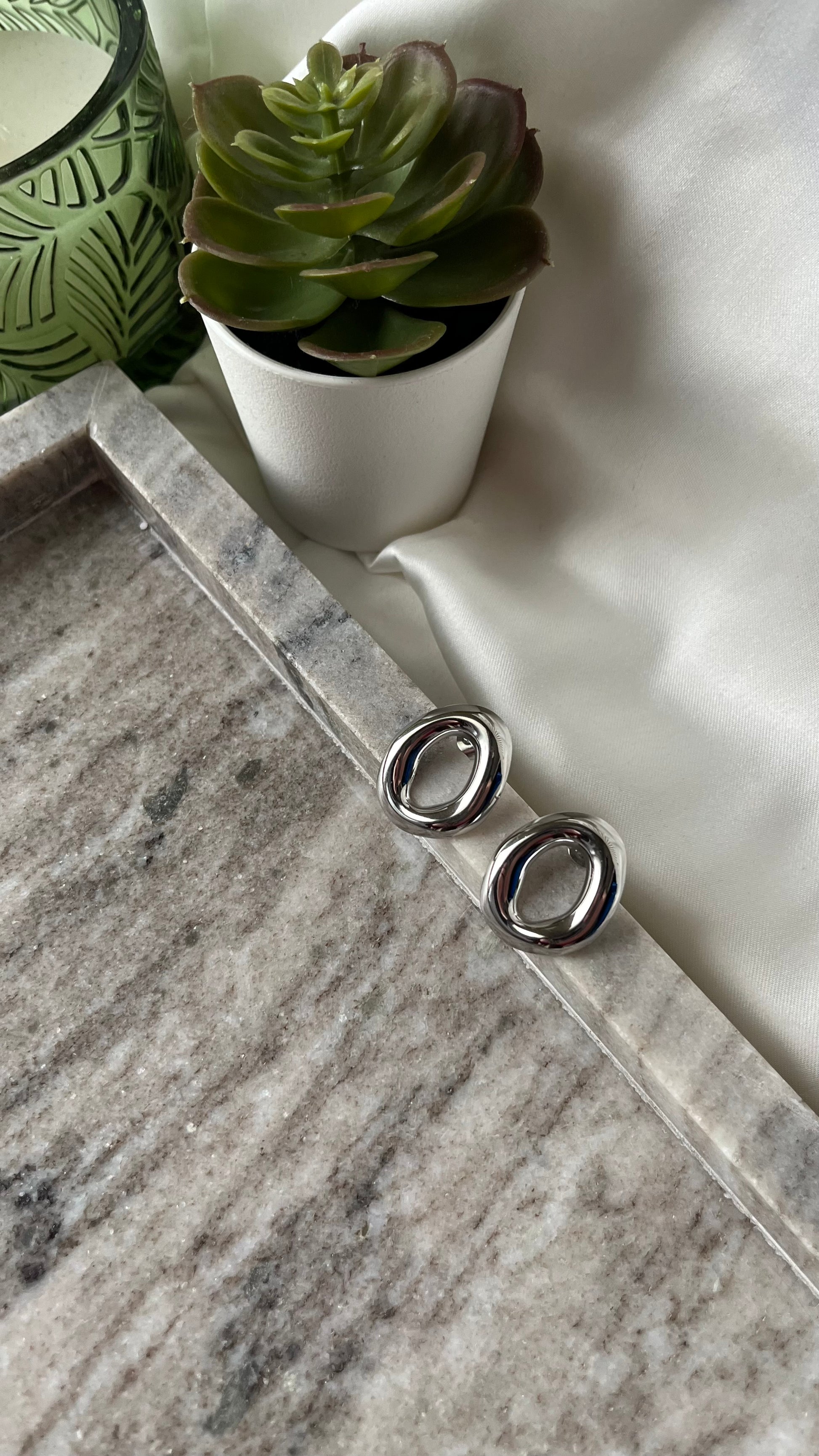 Olivia Earrings Silver