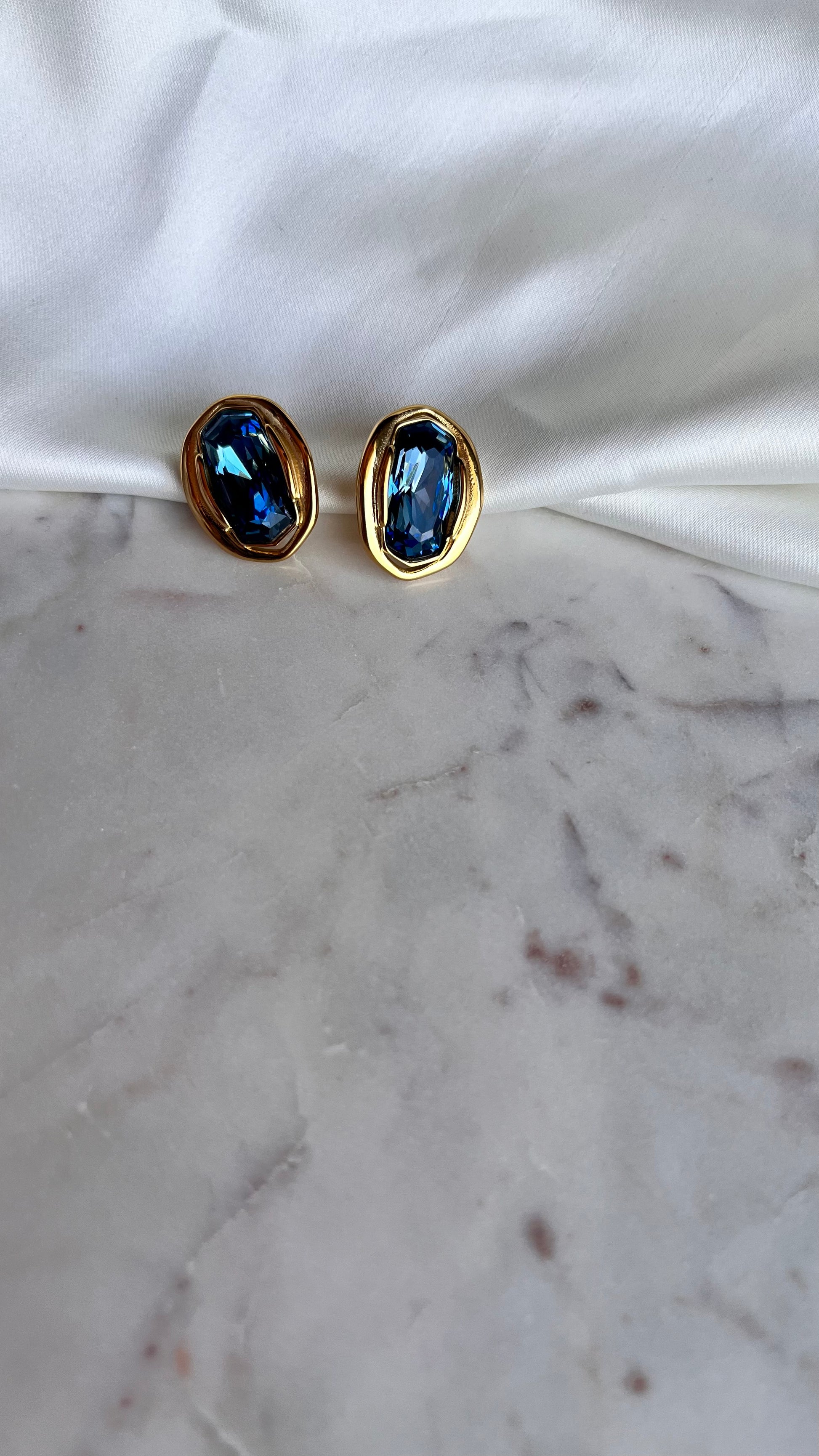 Earrings Midnight Glow