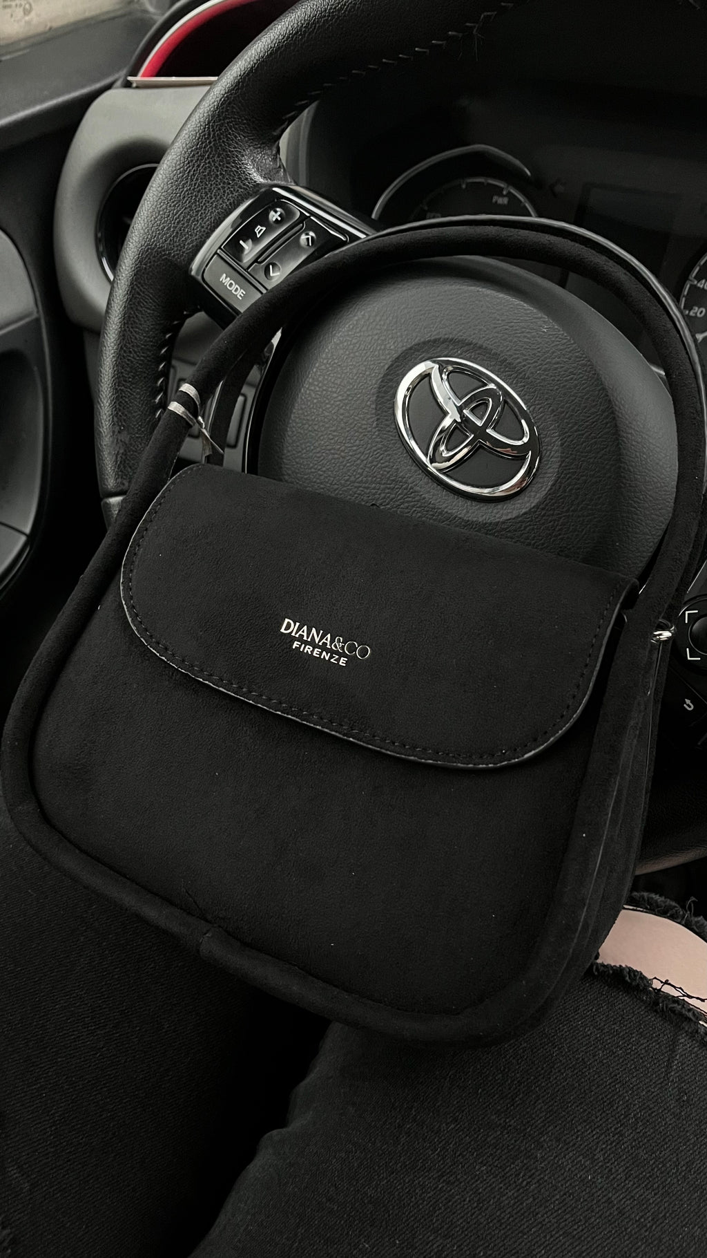 Sienna Black
