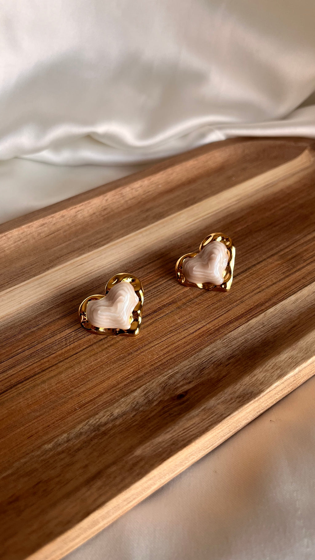Amour Marbré Studs