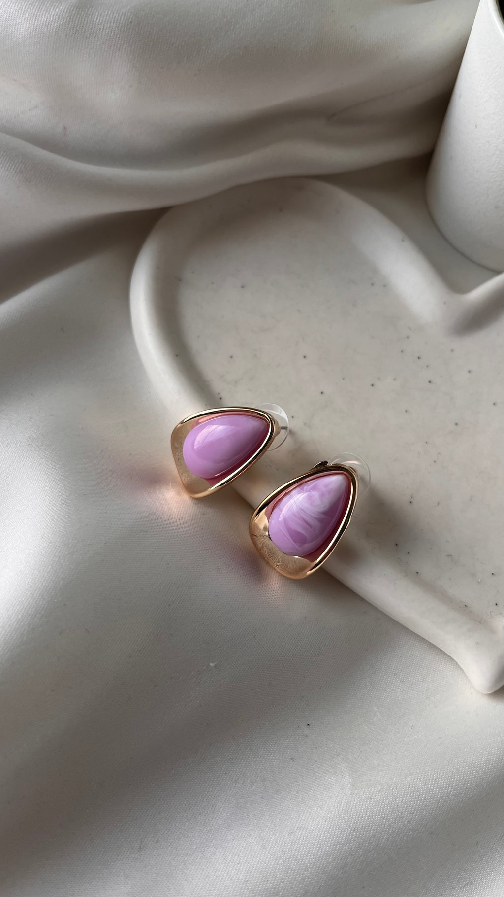 Vonia Lilac