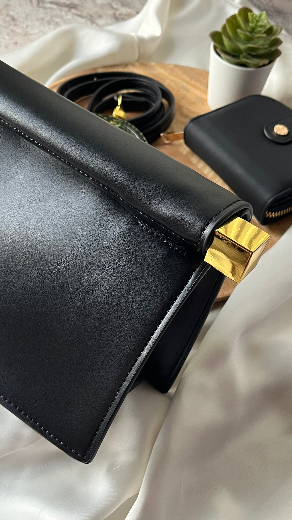Monaco Black