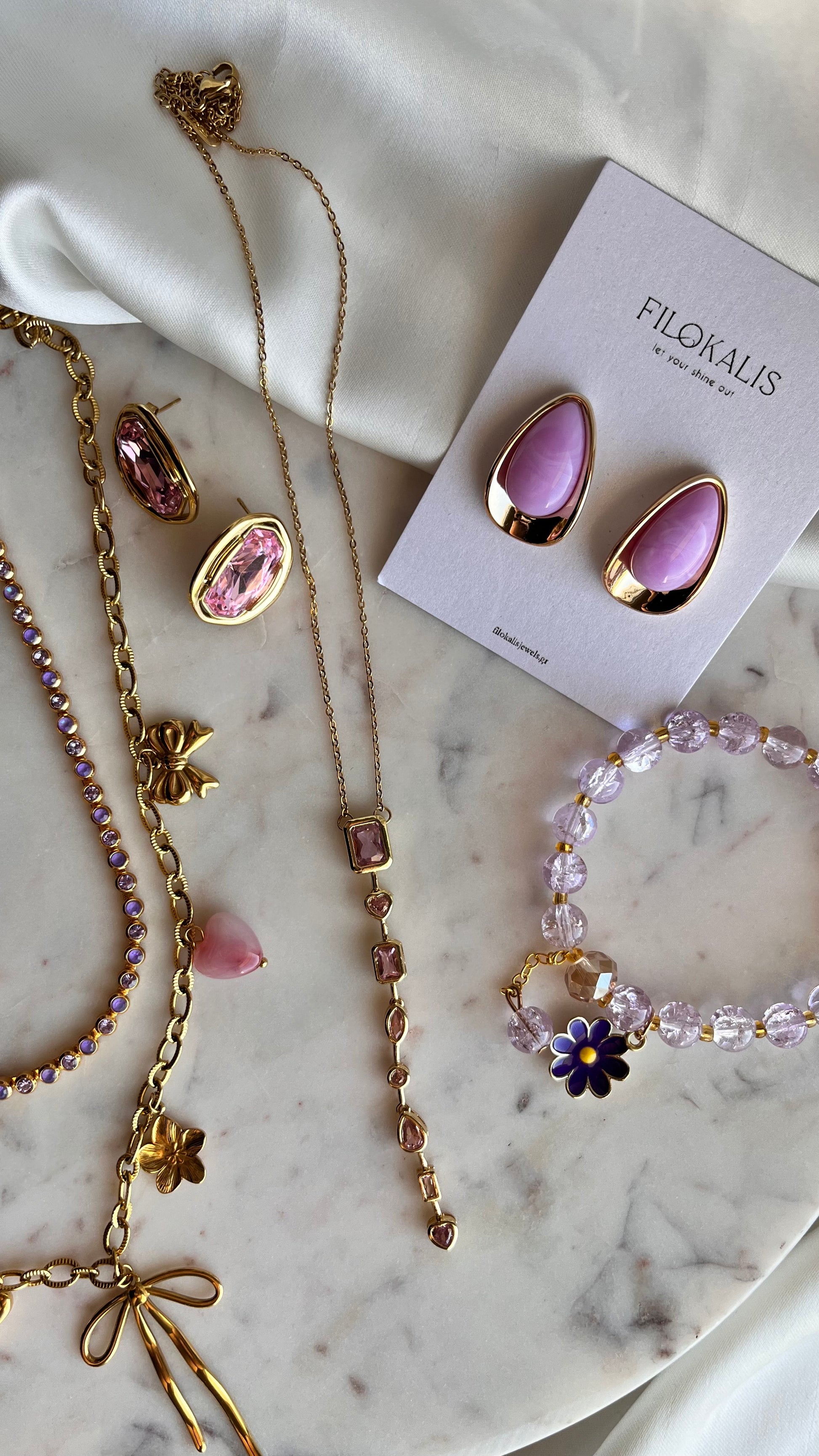 Lila flower bracelet