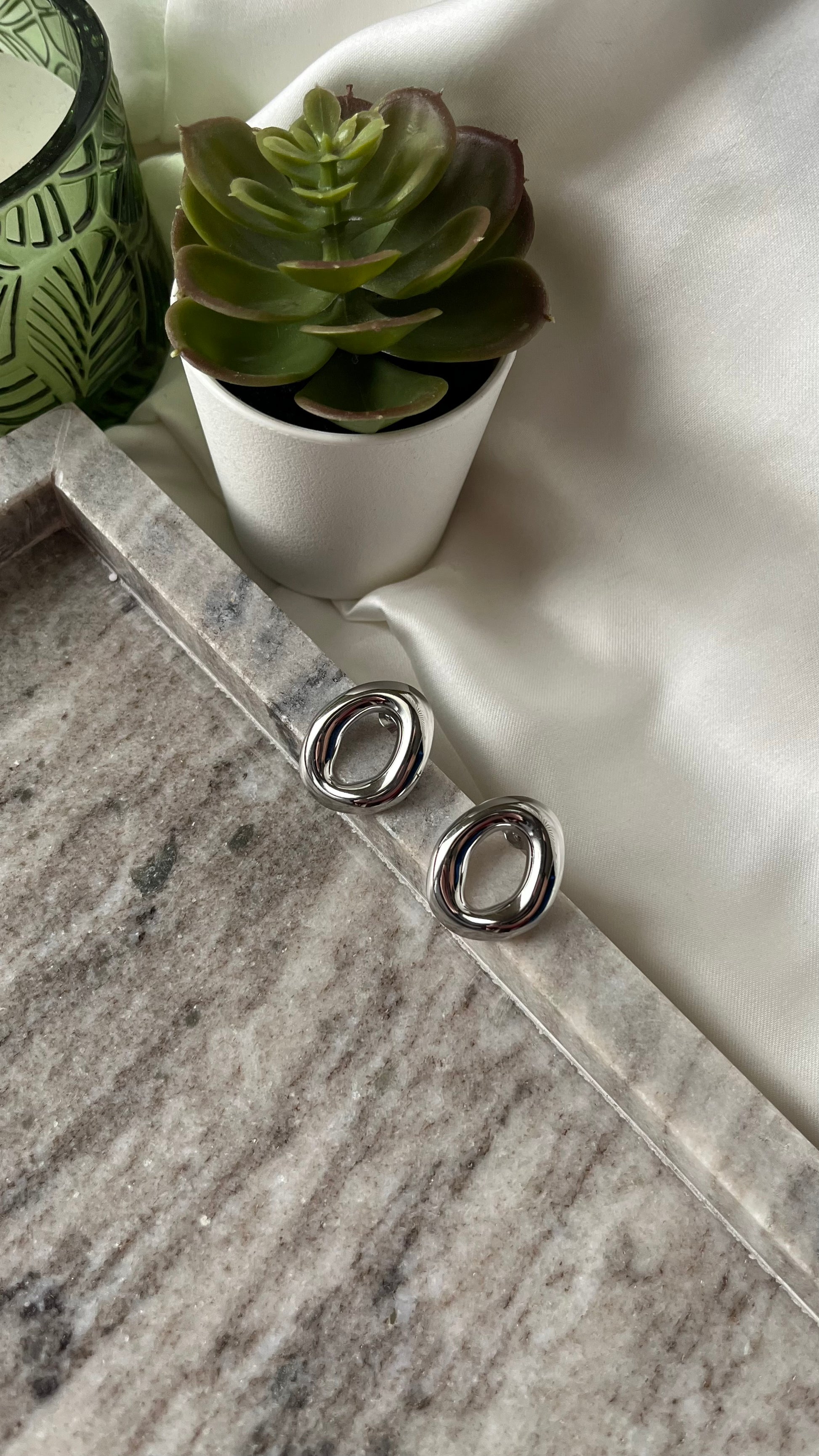 Olivia Earrings Silver