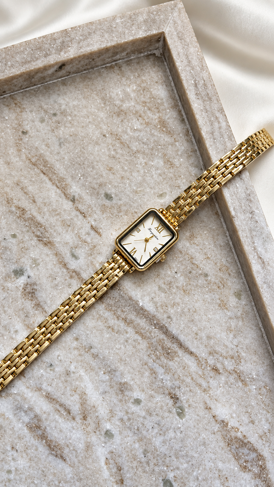 Manhattan Gold Watch