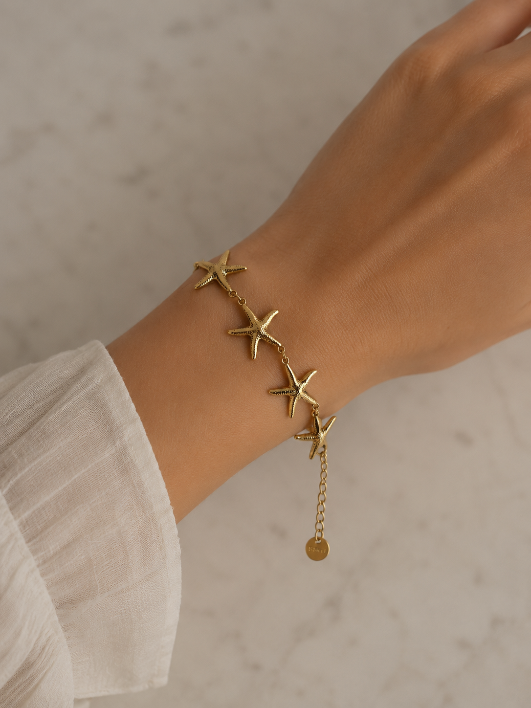 Starfish gold bracelet
