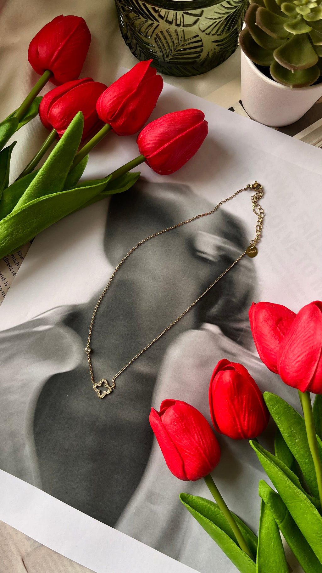 Leila Gold necklace