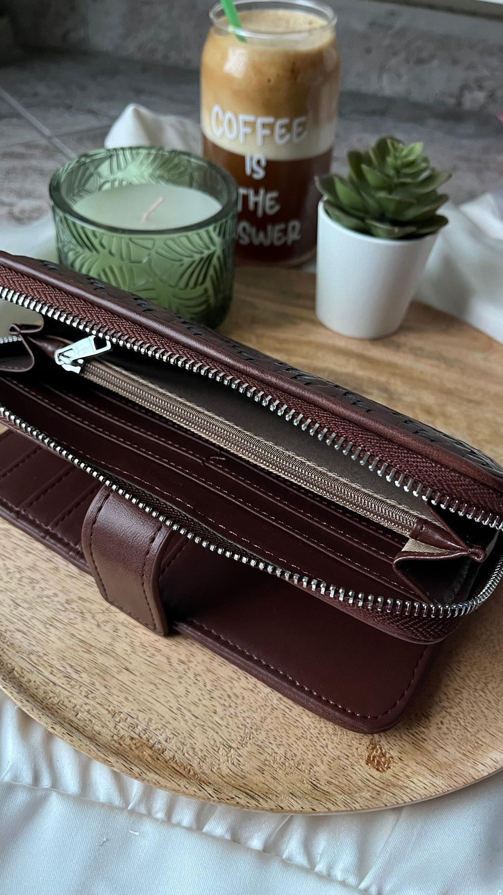 Élise Woven Leather Wallet Chocolate