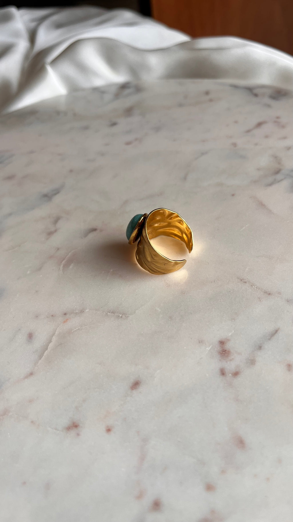 Nefeli Gold Ring