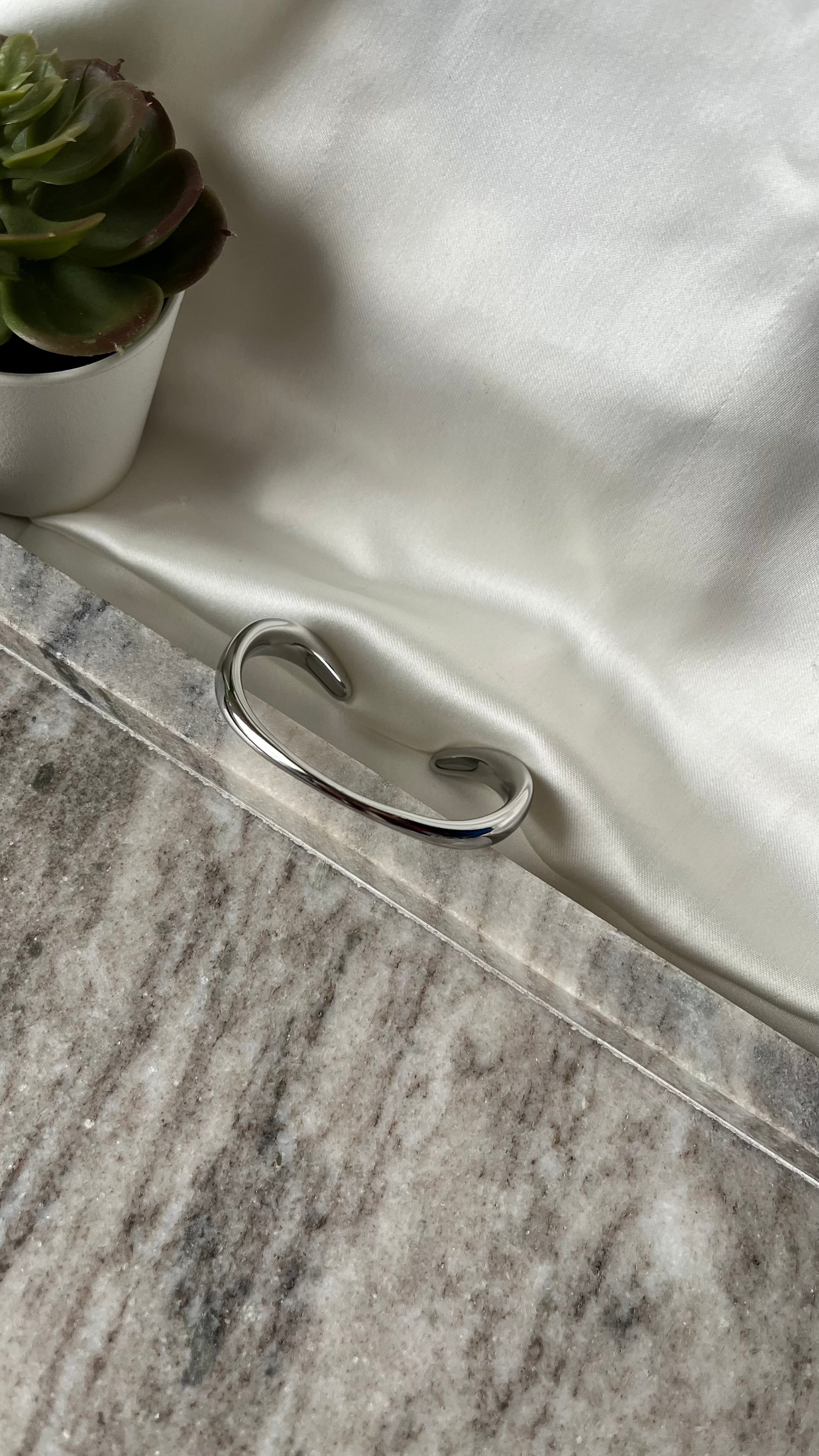 Minos Bracelet Silver