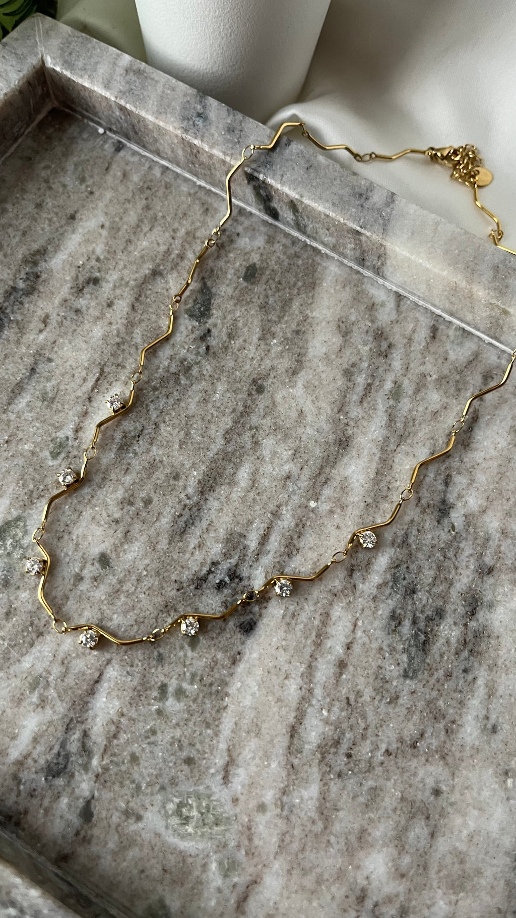 Odette Necklace Gold