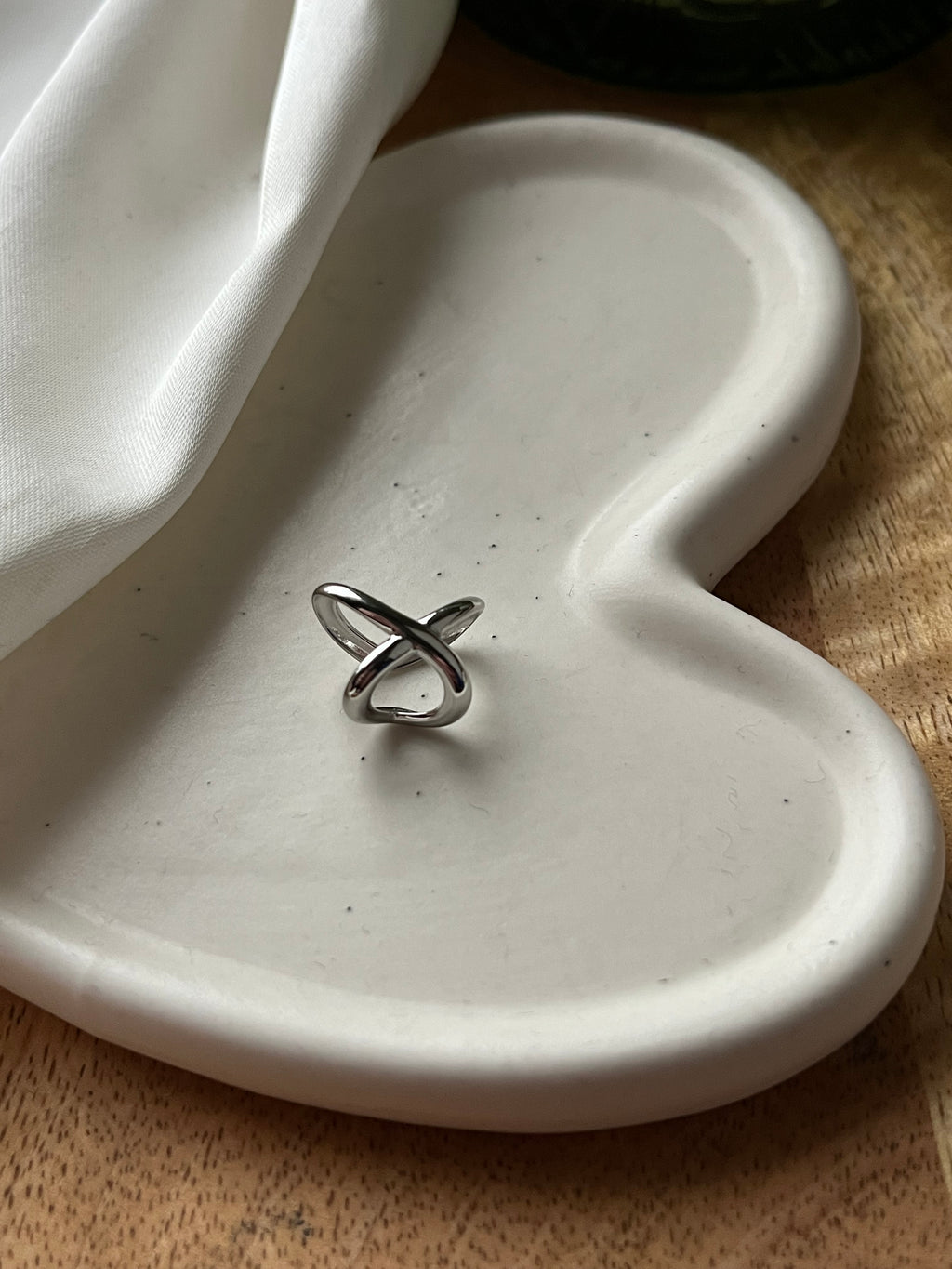 Knot Silver Ear Cuff