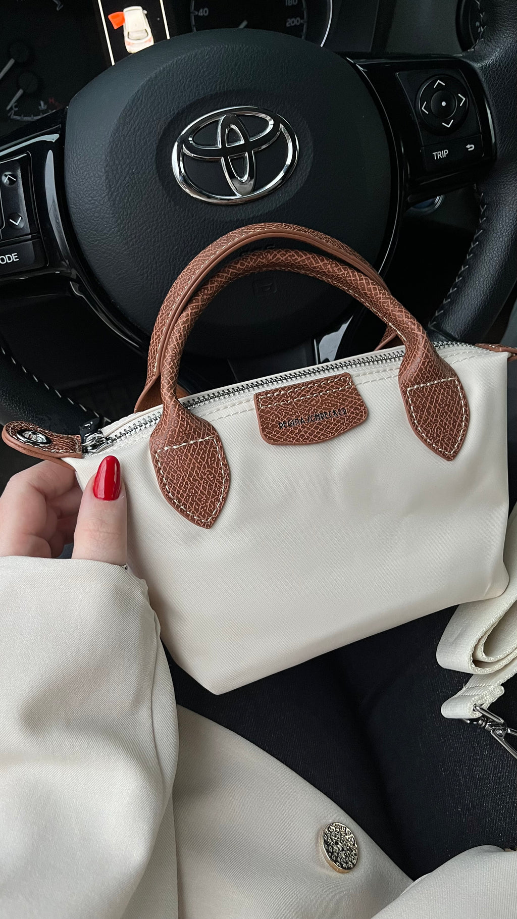 Lyon Beige
