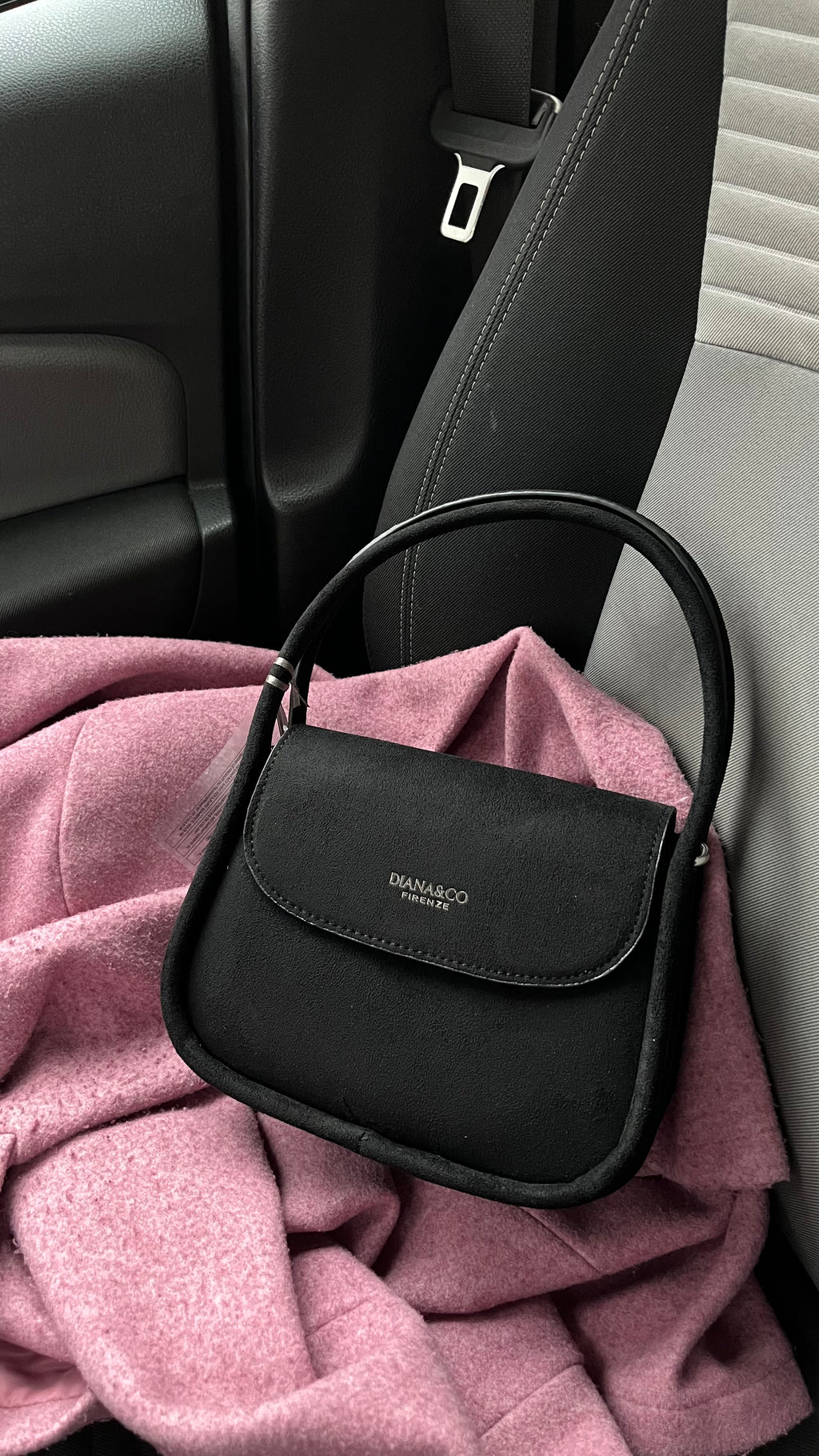 Sienna Black