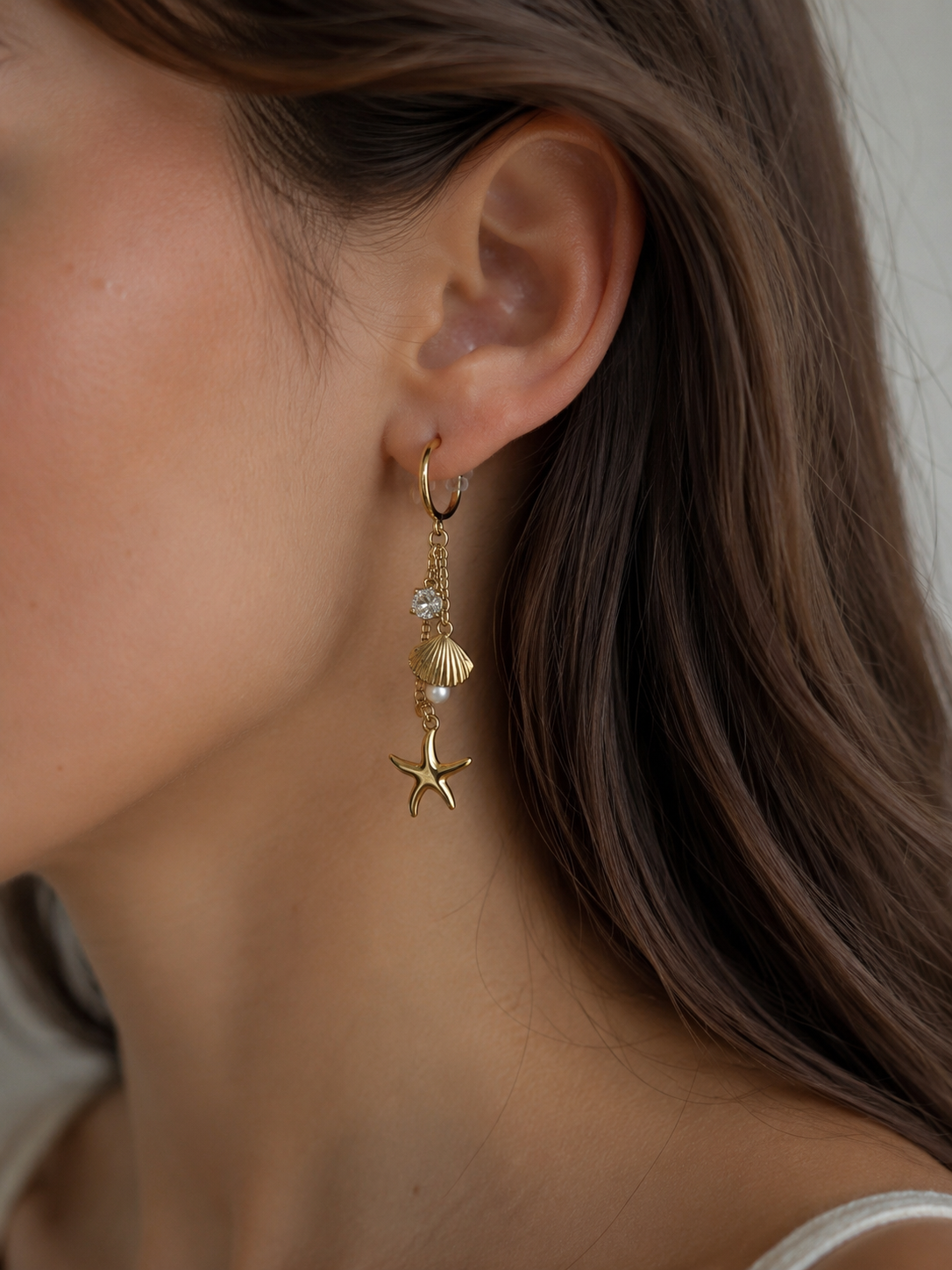 June gold earrings