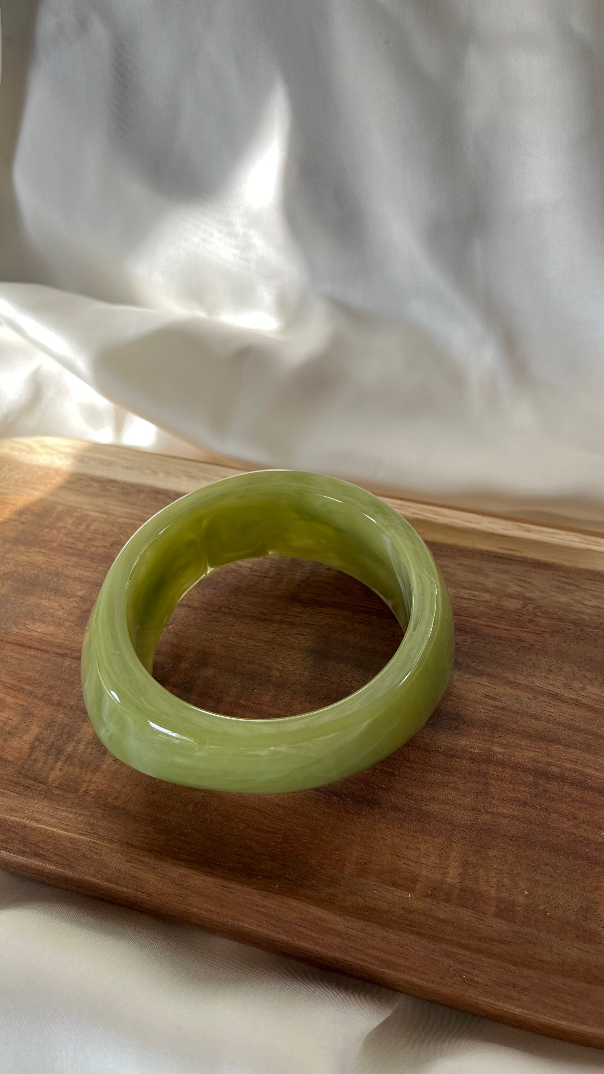 Matcha Latte Oval Bracelet