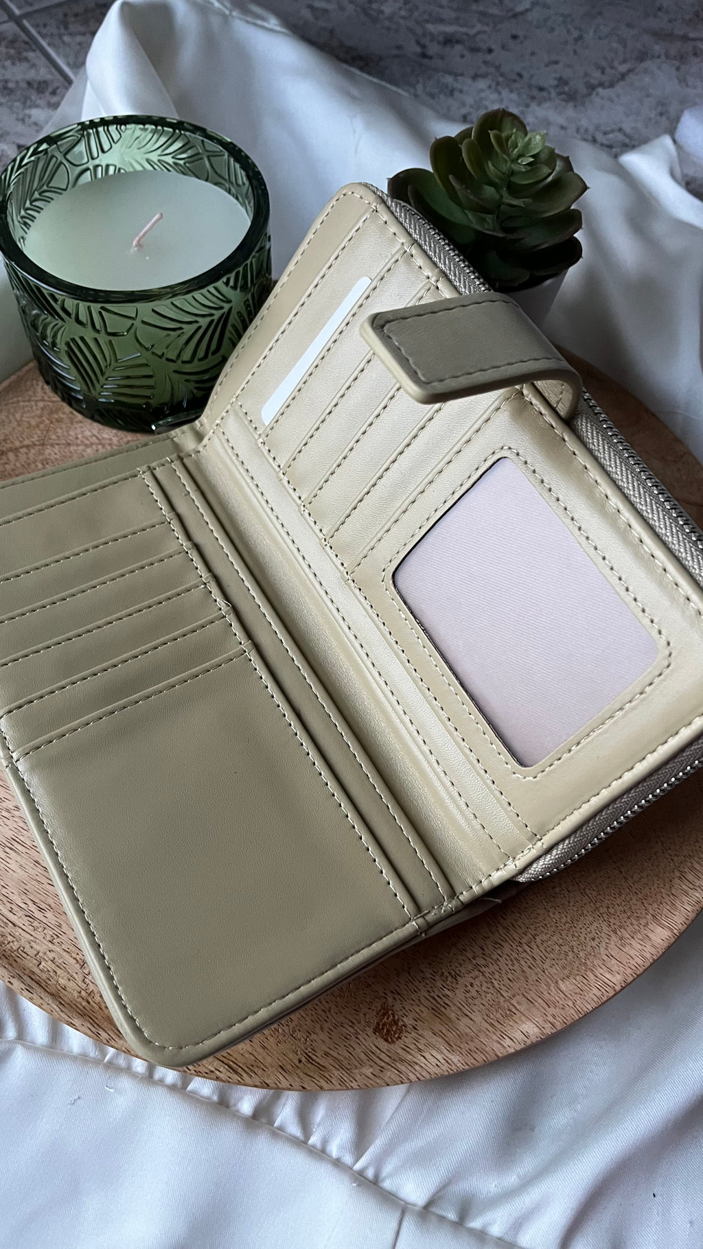 Élise Woven Leather Wallet Pistachio Light