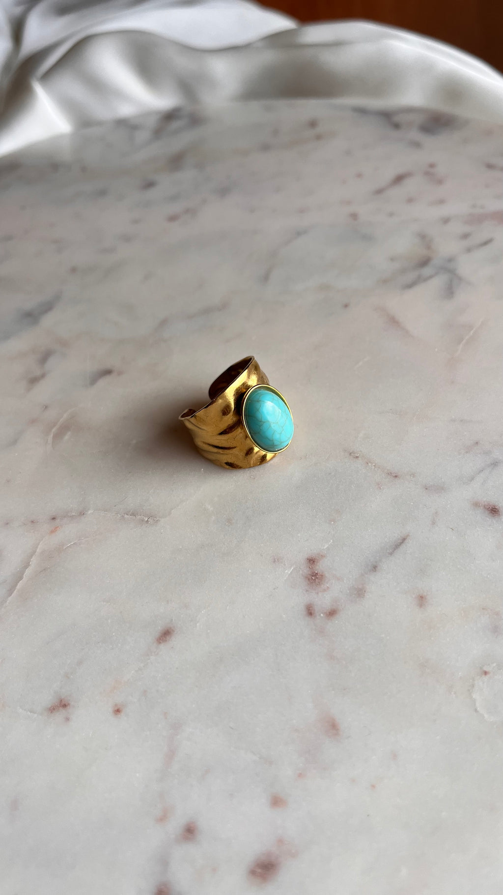 Nefeli Gold Ring