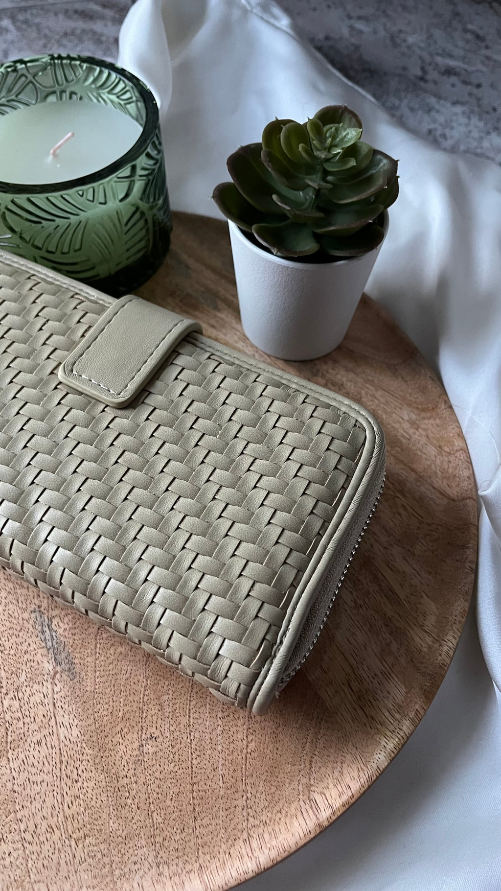 Élise Woven Leather Wallet Pistachio Light