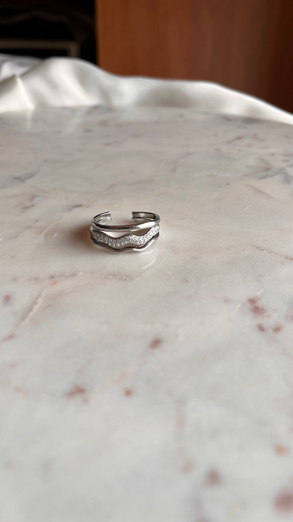 Wave Spark Ring Silver