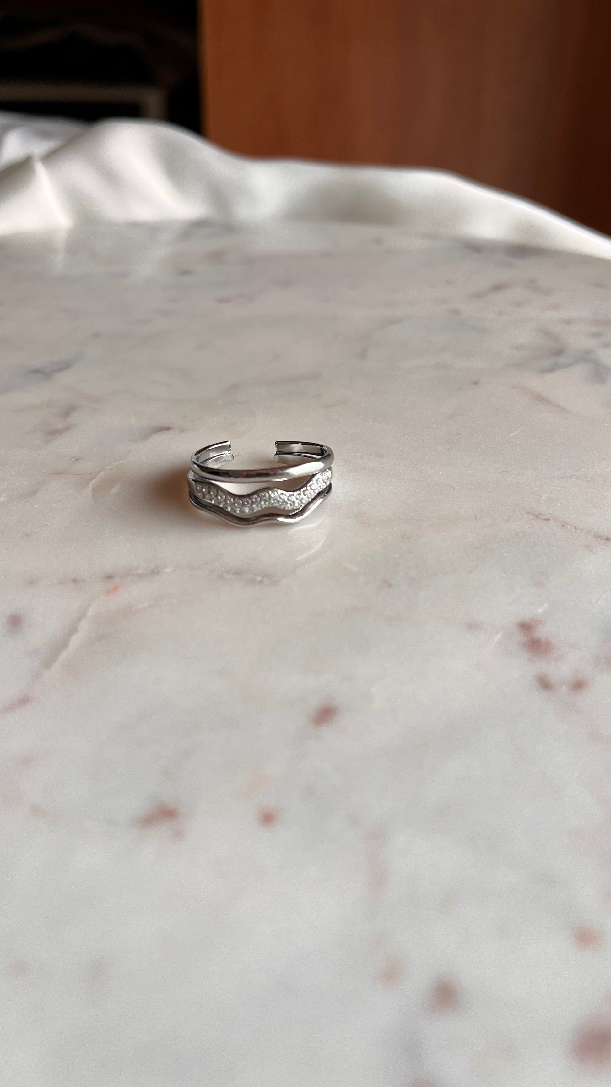 Wave Spark Ring Silver