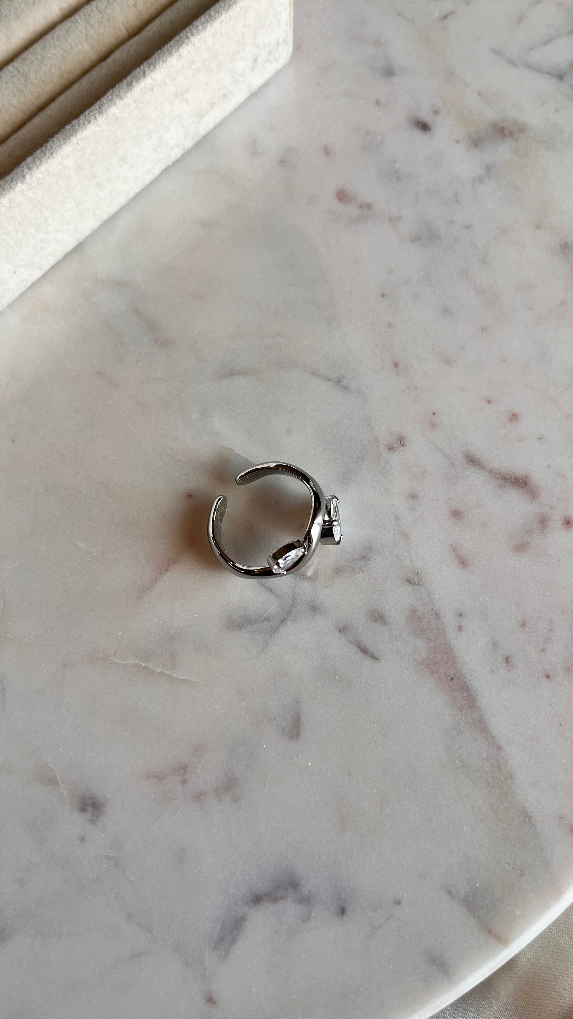 Alodie Silver ring