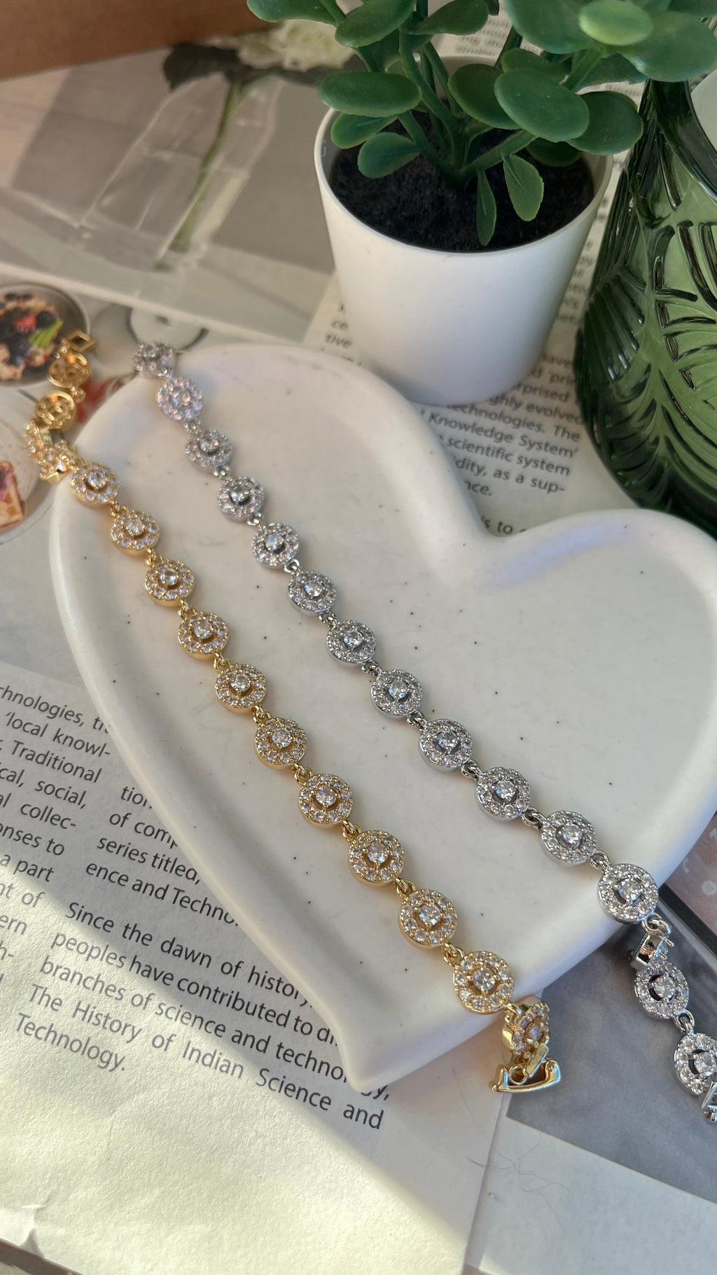 Timeless Glow Silver